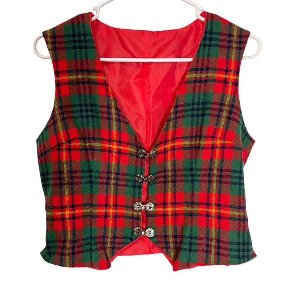 Handmade Medium Red Green Tartan Plaid Vest Metal Clasp Holiday Preppy Festive